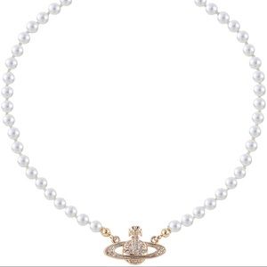 Vivienne Westwood Pearl Necklace Gold